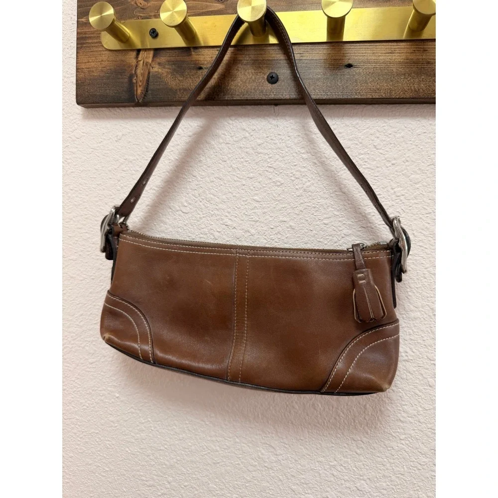 Coach Hampton Demi Baguette East West Brown Leather Vintage Premium Shoulder Bag